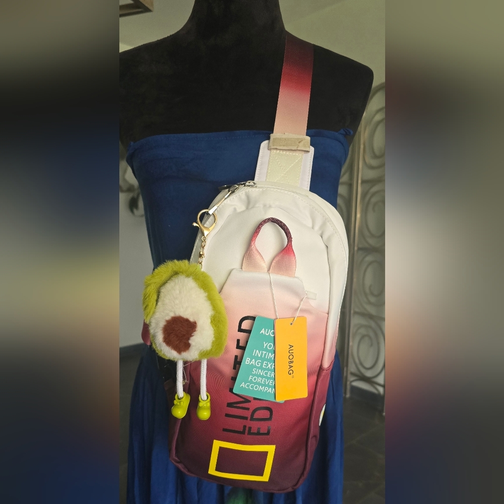 Side Bag Limited Edition Auobag w / Charm